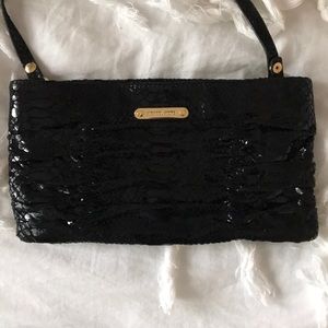 MK WALLET CLUTCH WITH REMOVABLE STRAP